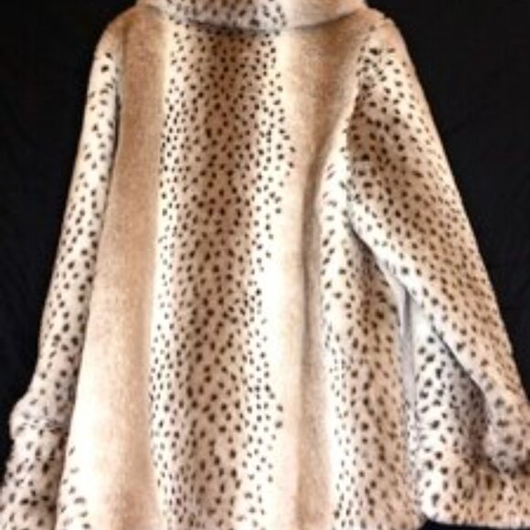 Dennis Basso Reversable Faux Fur Coat - Picture 2 of 2